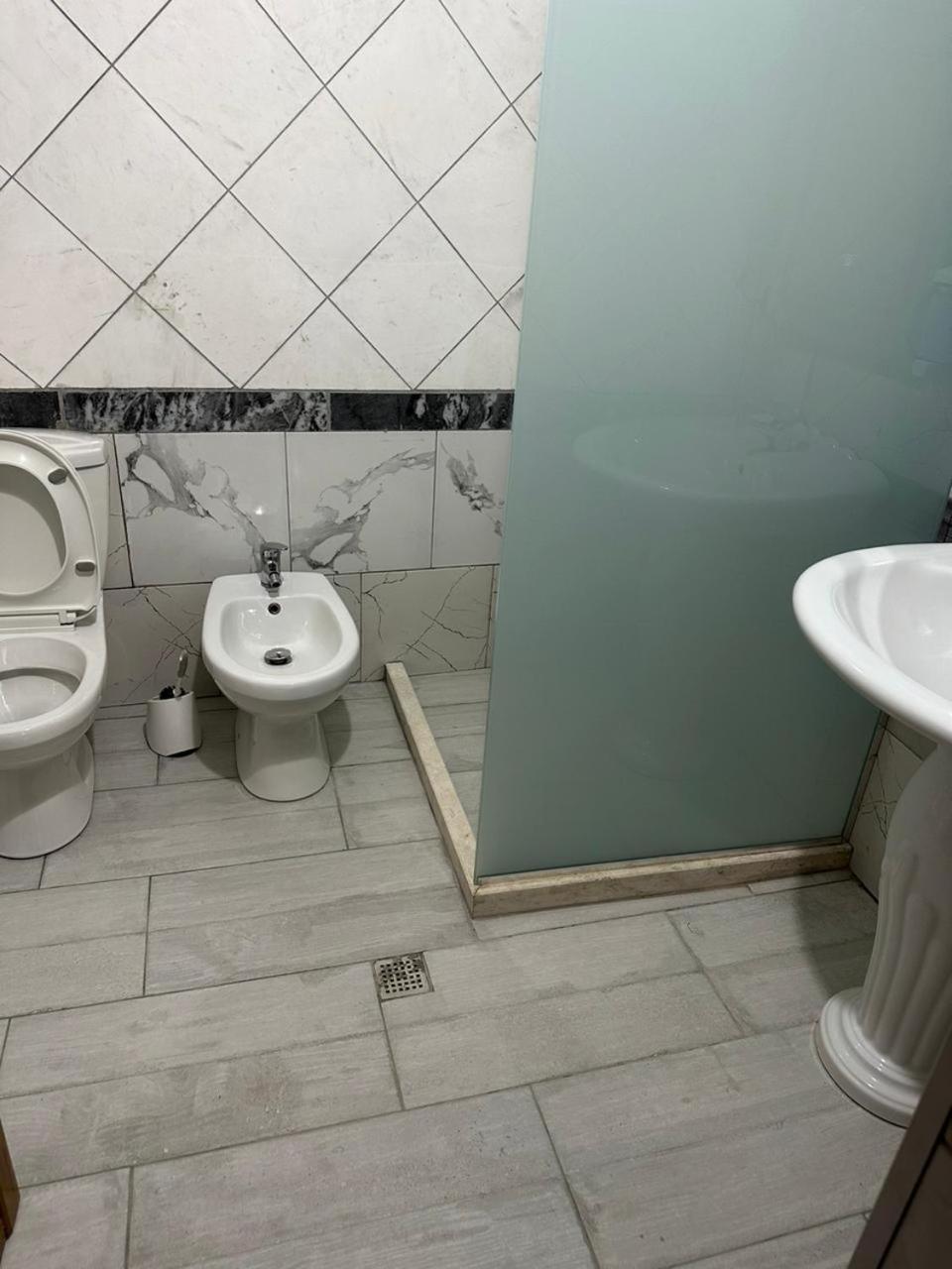 Guest House Iljesa Berat Rom bilde