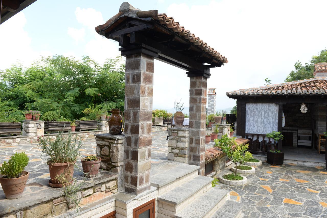 Guest House Iljesa Berat Eksteriør bilde